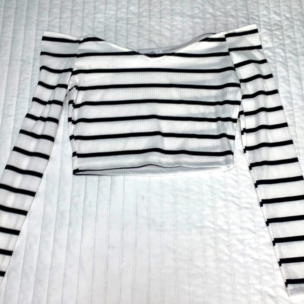 Cropped top